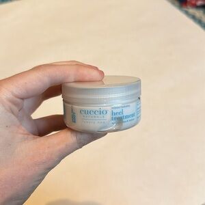 Cuccio Naturale Intense hydrating heel treatment Artisan & vetiver